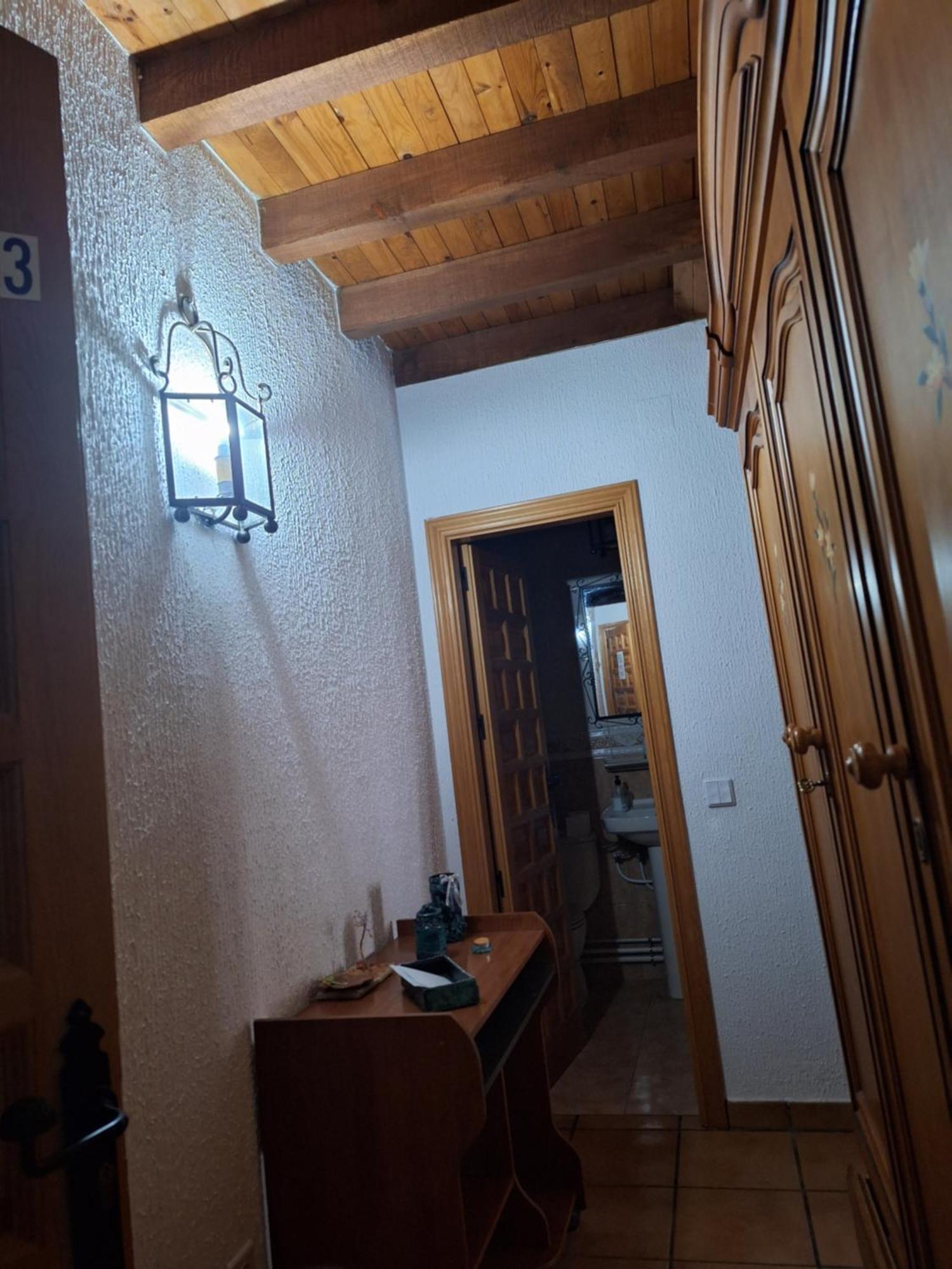 Hostal El Patio Restaurante San Bartolomé de Pinares Exteriör bild